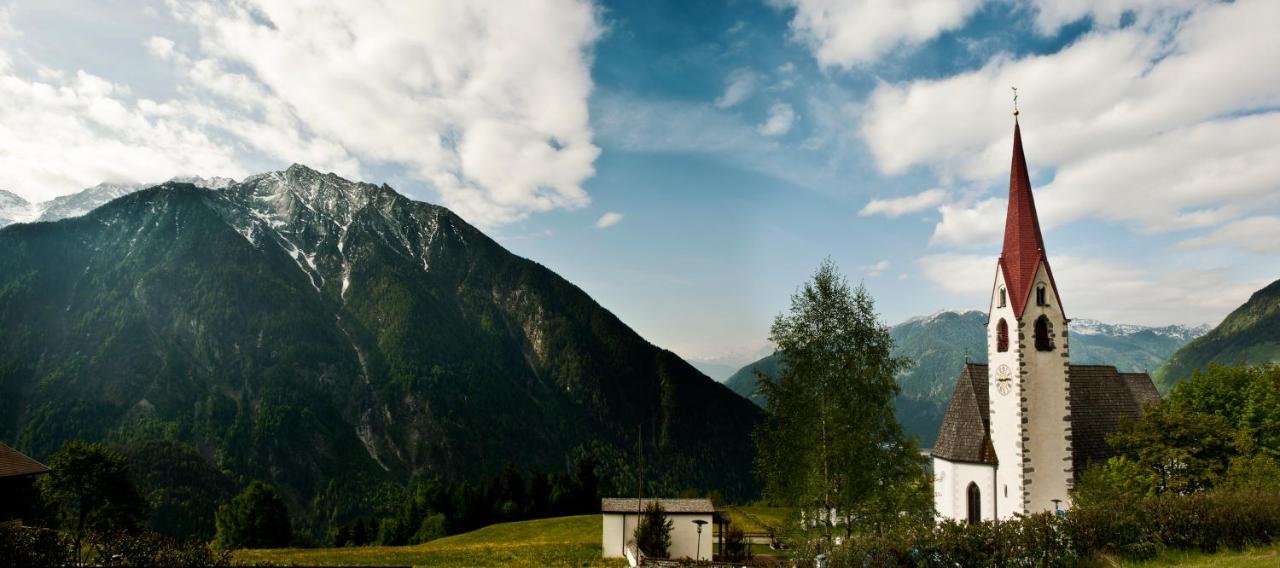 Farmhotel Moosmair Hotel Sand in Taufers